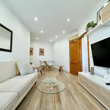Apartment Fancy City Center Soho With Terrace & Ac